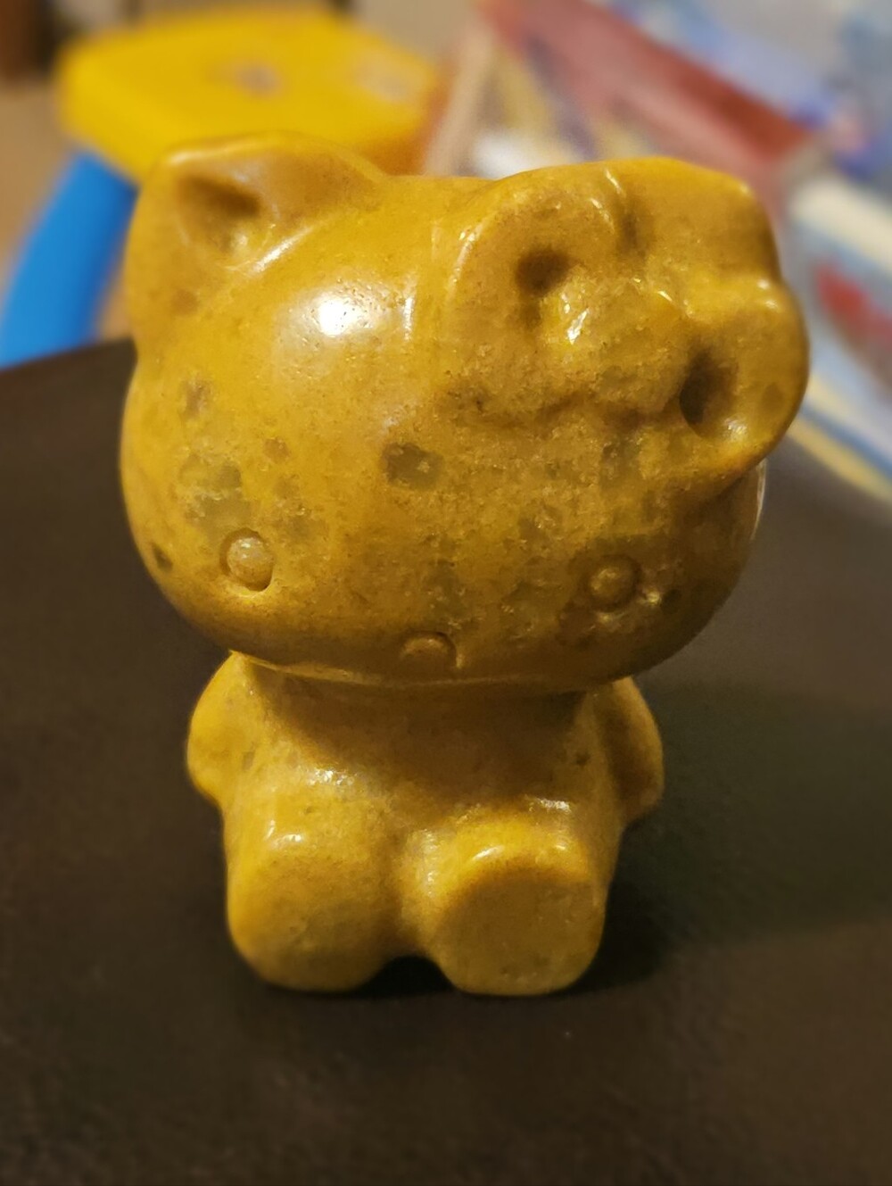 Yellow Jasper Hello Kitty Aprox 2 Inches